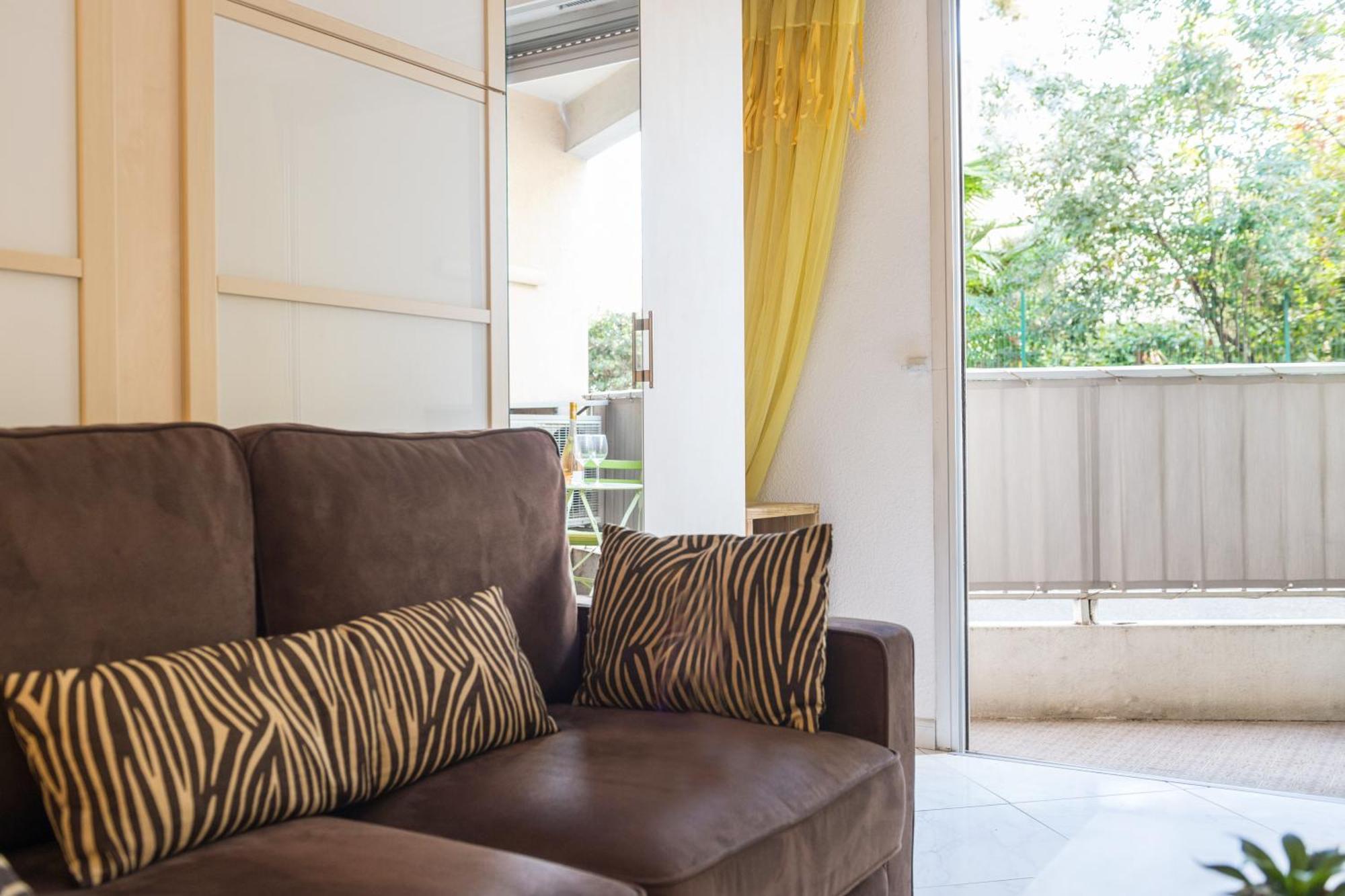 Cosy Studio - Residence Front De Mer - Μεντόν Εξωτερικό φωτογραφία